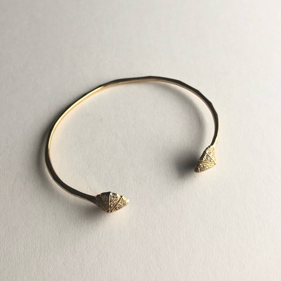 Stella & Dot Jewelry - Stella & Dot Gold Cuff Bracelet Stella & Dot Jewelry - Stella & Dot Gold Cuff Bracelet